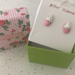 Betsey Johnson cupcake earrings